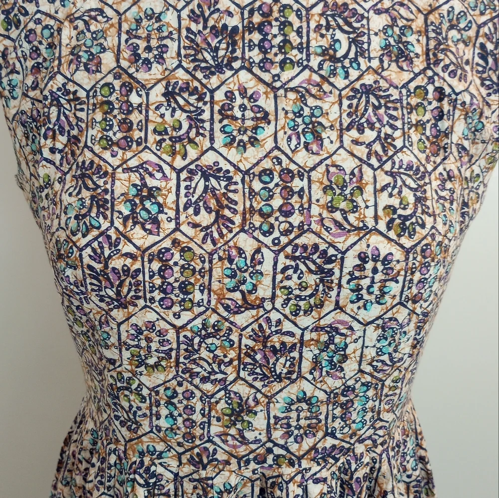Patterned Dress - Picture 2 of 5